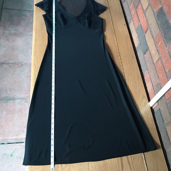 Black lace top cocktail dress - Picture 5 of 7